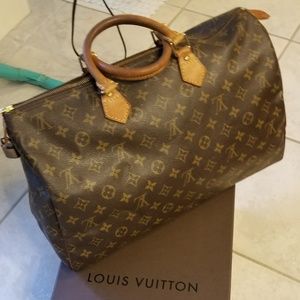 Authentic Louis Vuitton Speedy 40